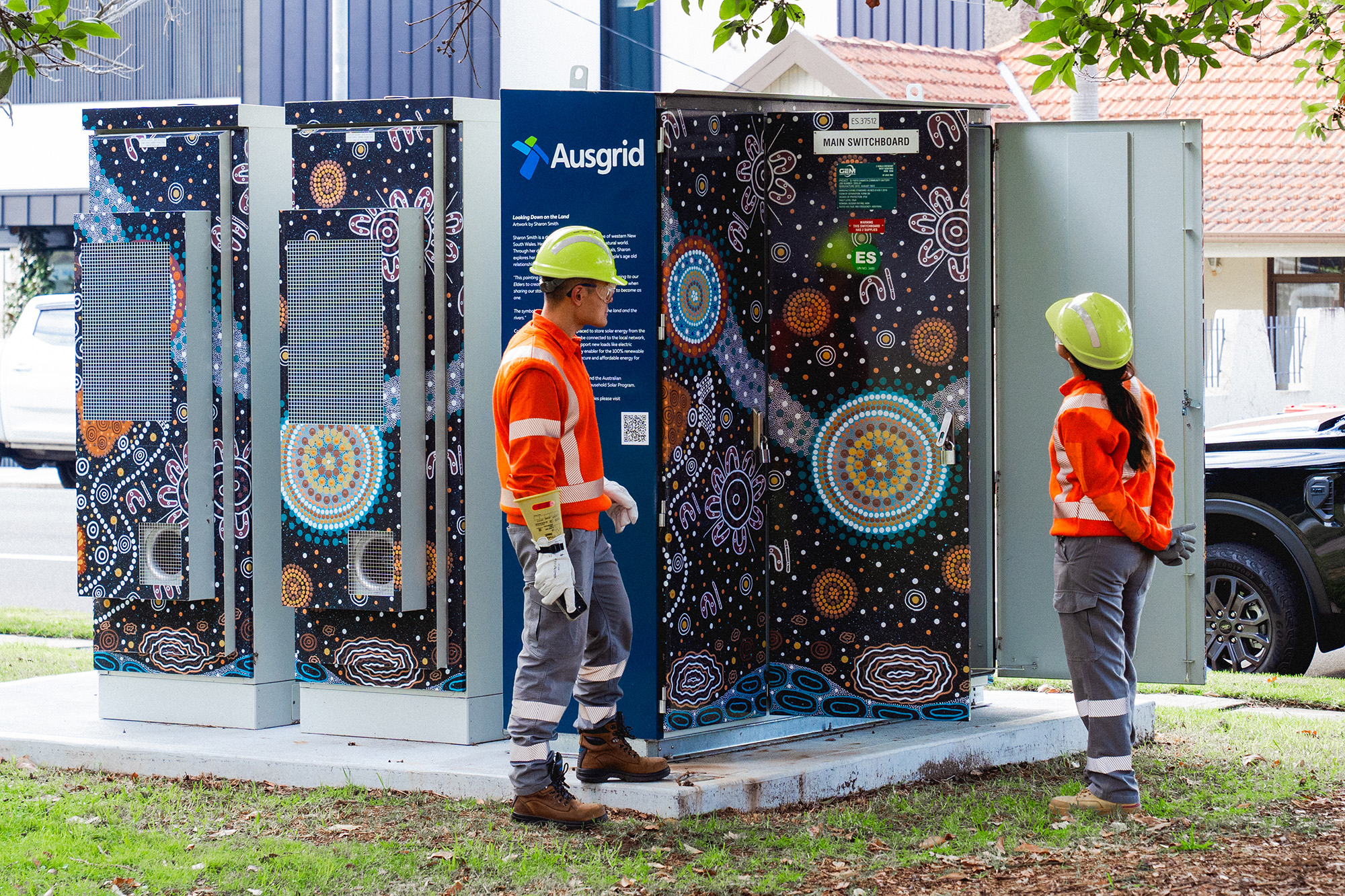 Field Crews check Ausgrid Community Battery 